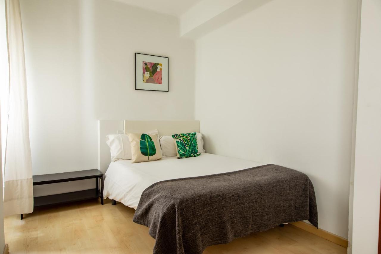 מאלגה Fun Building Flats By Homeabout מראה חיצוני תמונה
