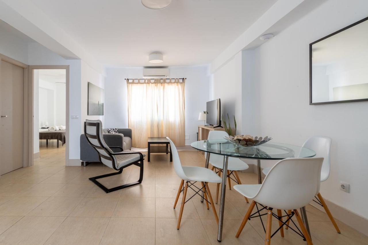 מאלגה Fun Building Flats By Homeabout מראה חיצוני תמונה
