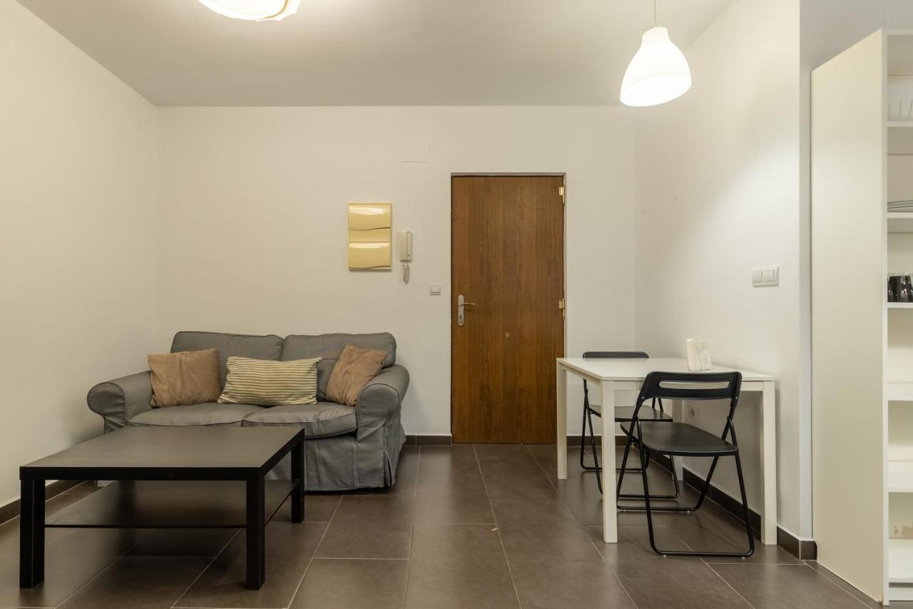 מאלגה Fun Building Flats By Homeabout מראה חיצוני תמונה