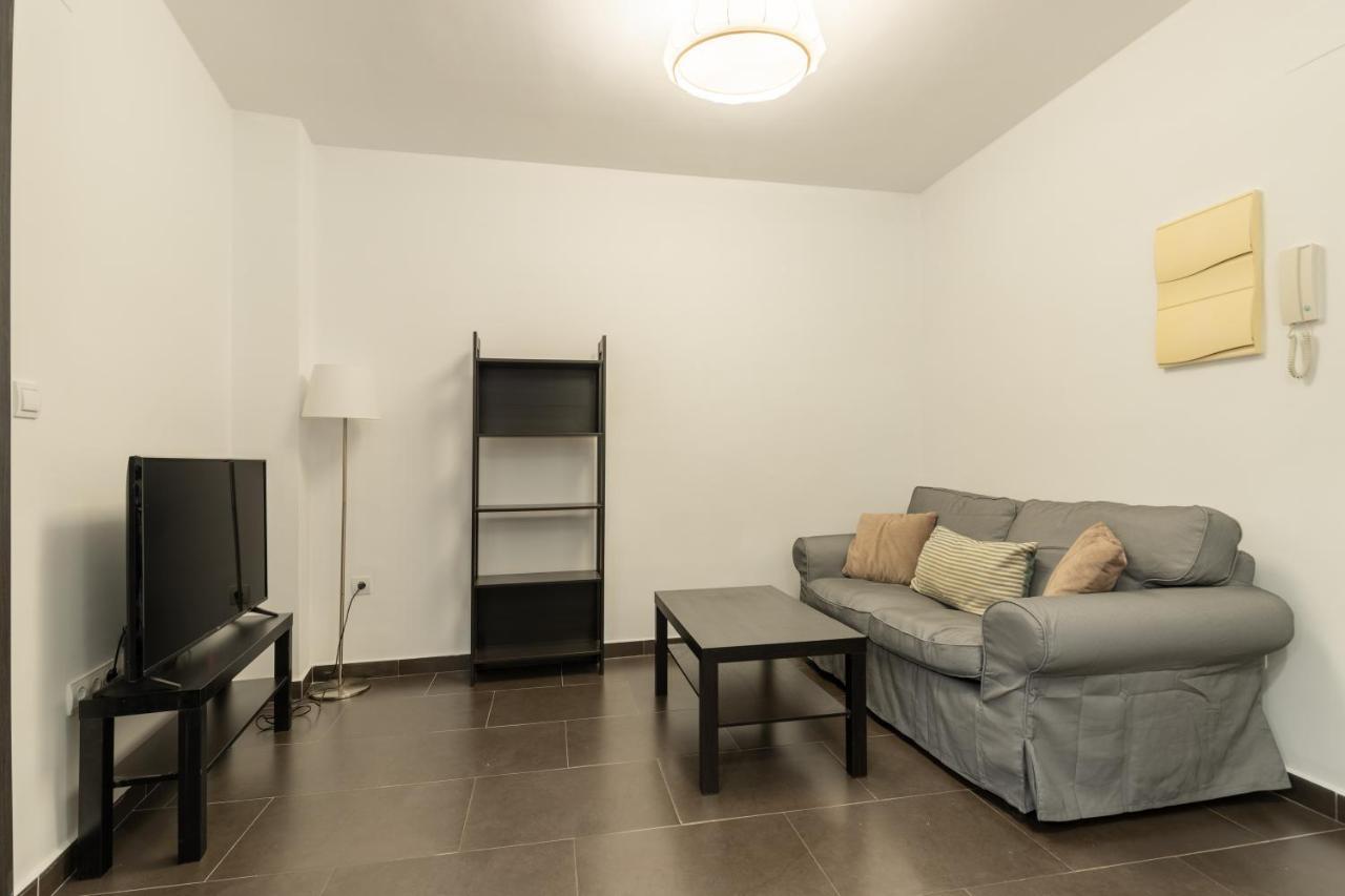 מאלגה Fun Building Flats By Homeabout מראה חיצוני תמונה